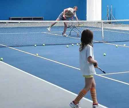 Relax & Tenis Club 3*